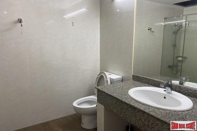 Baan Sukhumvit 36 | Two Bedroom with Unblocked Views for Sale in Thong Lo - Perfect for Renovation-17