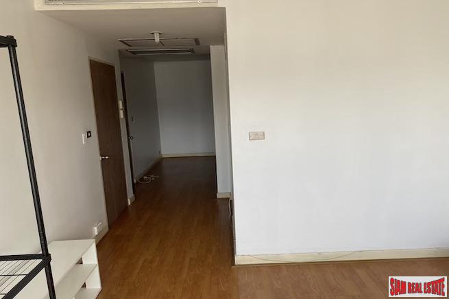 Baan Sukhumvit 36 | Large Two Bedroom Condo for Sale in Thong Lo with Unblocked City Views-21