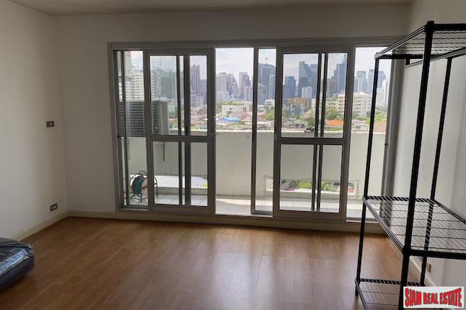 Baan Sukhumvit 36 | Large Two Bedroom Condo for Rent in Thong Lo with Unblocked City Views-2