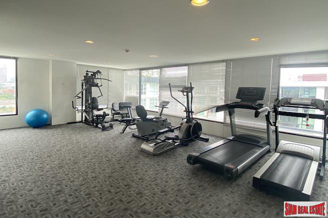 D65 | Comfortable One Bedroom Condo in a Low Rise Building for Sale in Ekkamai-9