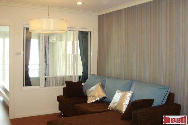 Grand Parkview Asoke | Comfortable One Bedroom Condo on the 27th Floor for Rent-13