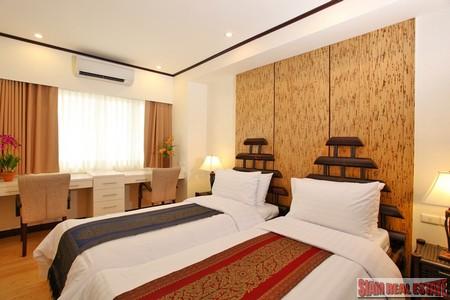 Saranjai Mansion | Impressive 3 Bedroom Sukhumvit Condo with Scenic Roof Garden for Rent-5