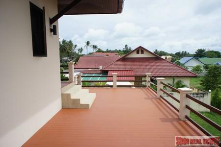 Tropical Three Bedroom House with Private Pool in Rawai