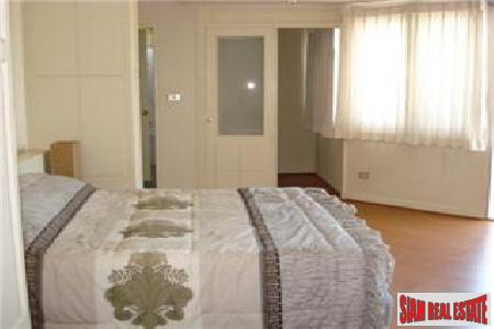 Witthayu Complex | Large Two Bedroom Condo for Sale Near Phloen Chit BTS-2