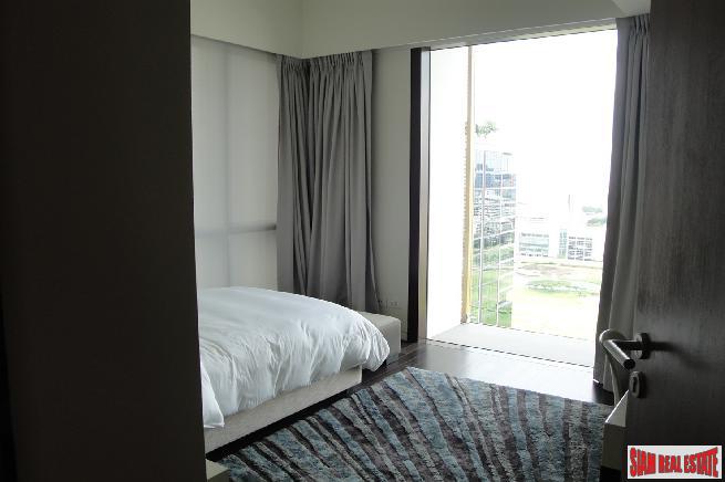 RENTED Two Minutes Walk To Radjadamri BTS Station,-10